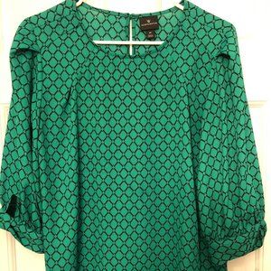 Worthington green flowy blouse
